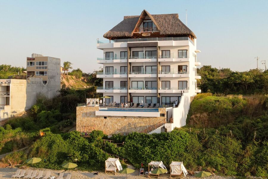 Fotografía de Torre Marsai, en Punta Negra, Punta de Mita